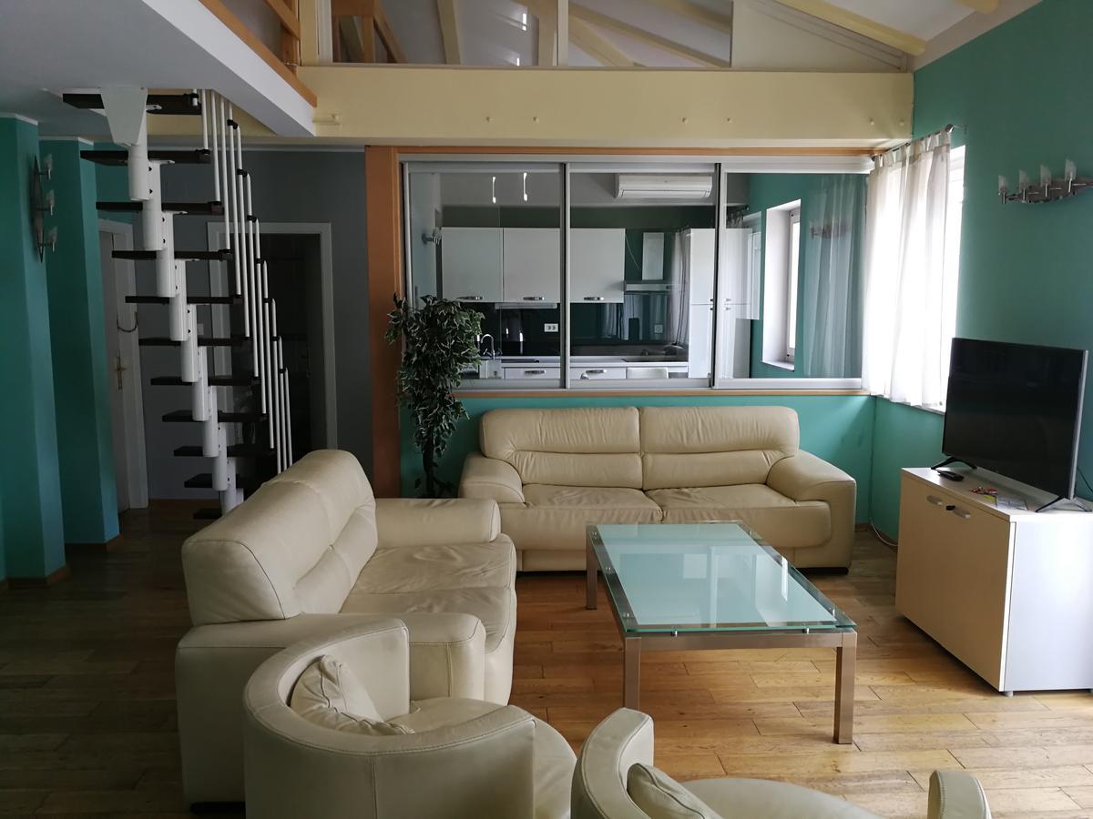 Apartments Zlatko Delic Ika Kültér fotó